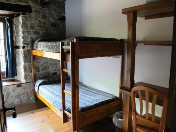 Albergue Turistico Valdebaro Camaleño Стая снимка